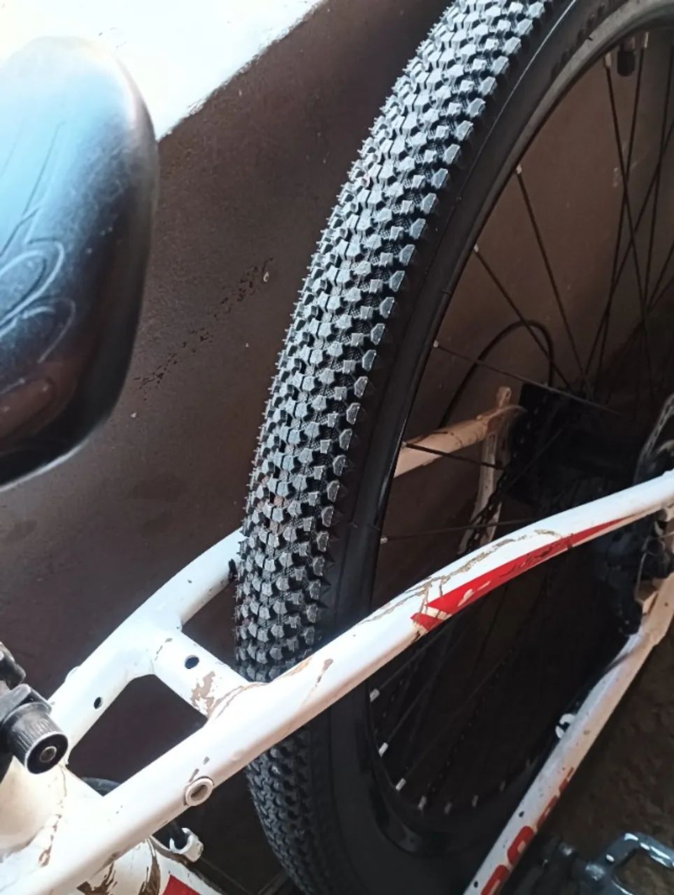 Bicicleta semi nova de alumínio aro 29