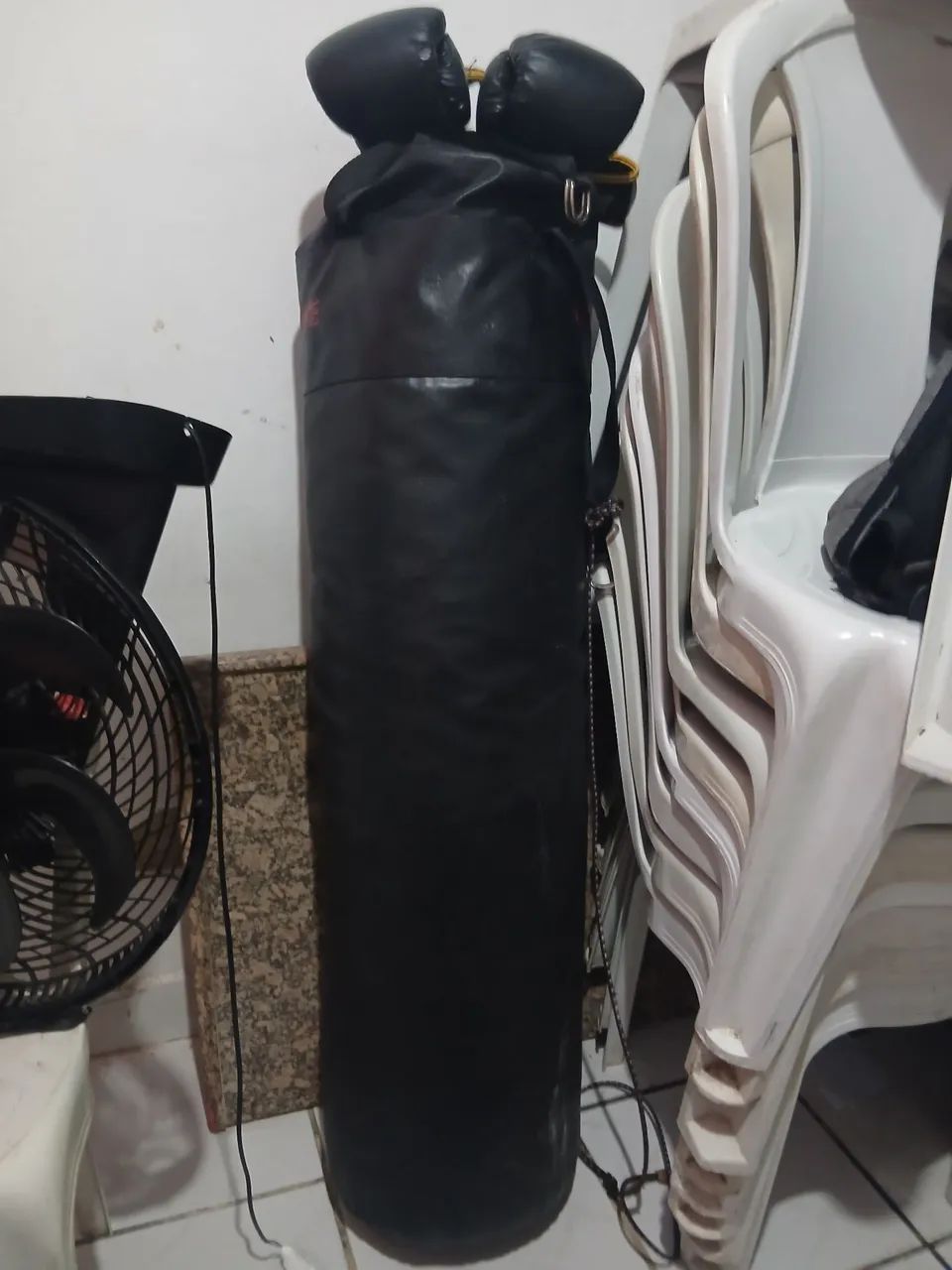 Saco de box já vai com um par de luva  - Foto 2
