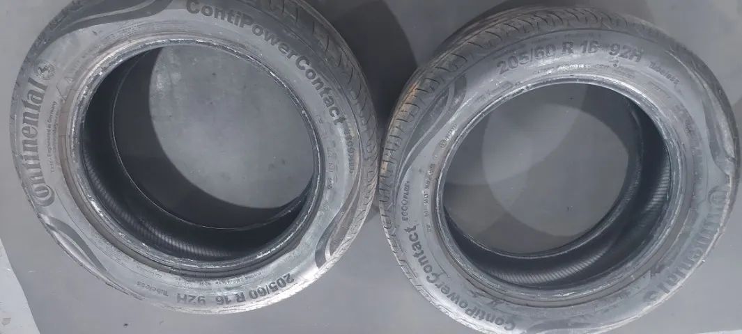 Pneu 205 60 R16 Continental  Usado 