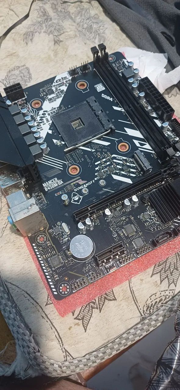 Placa mãe mancer B450M-DA,funcionando perfeitamente, pouco usada, com caixa  - Foto 2