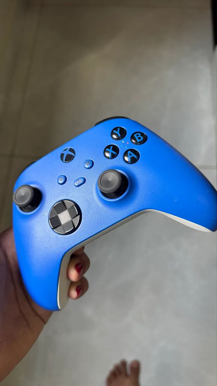 Controle de Xbox seminovo 