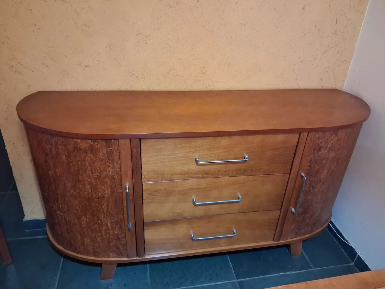 Mesa com extensor, 4 cadeiras e Buffet - Foto 2