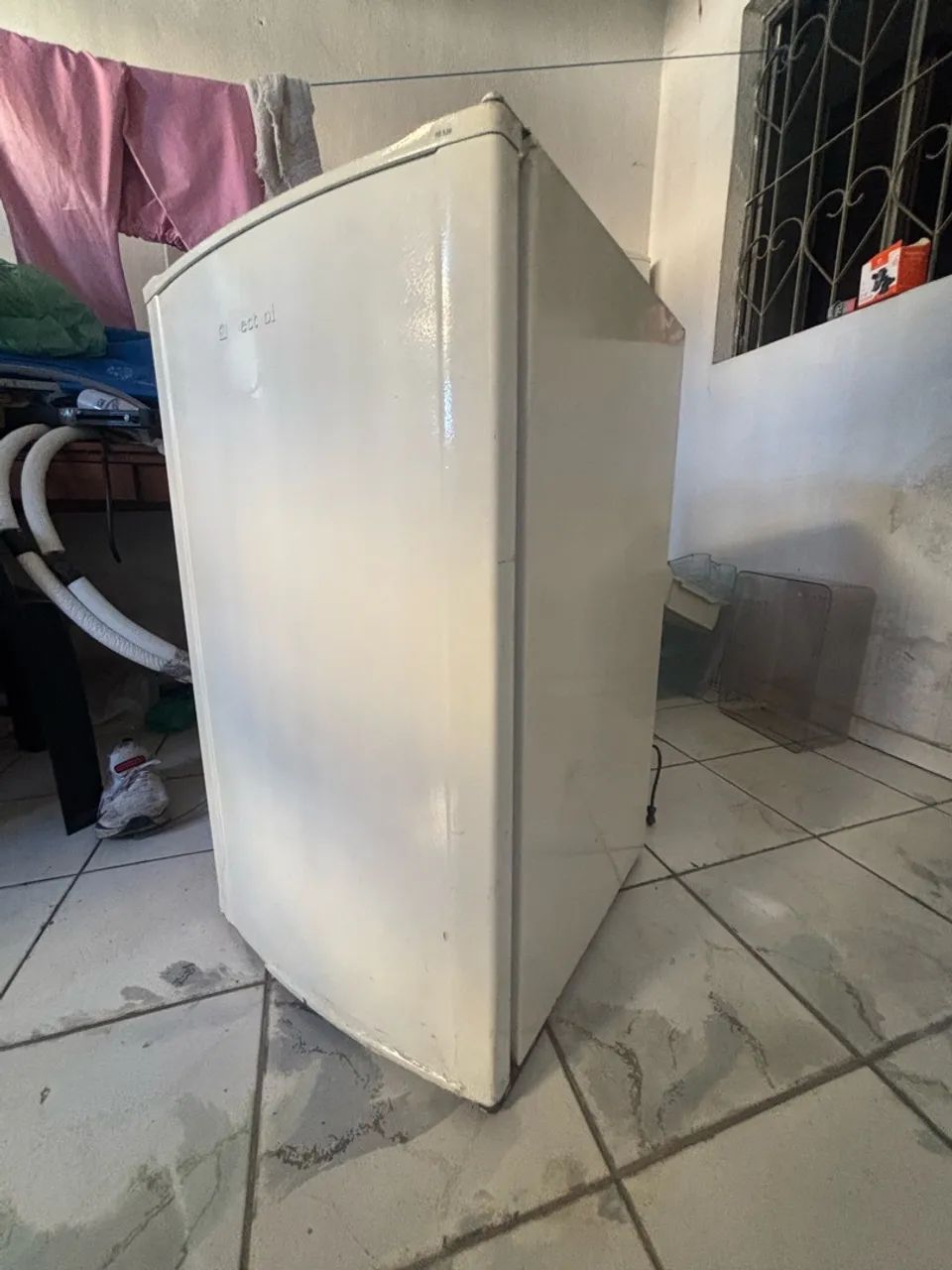 Frigobar Gelando perfeitamente (Frete gr átis) - Foto 2