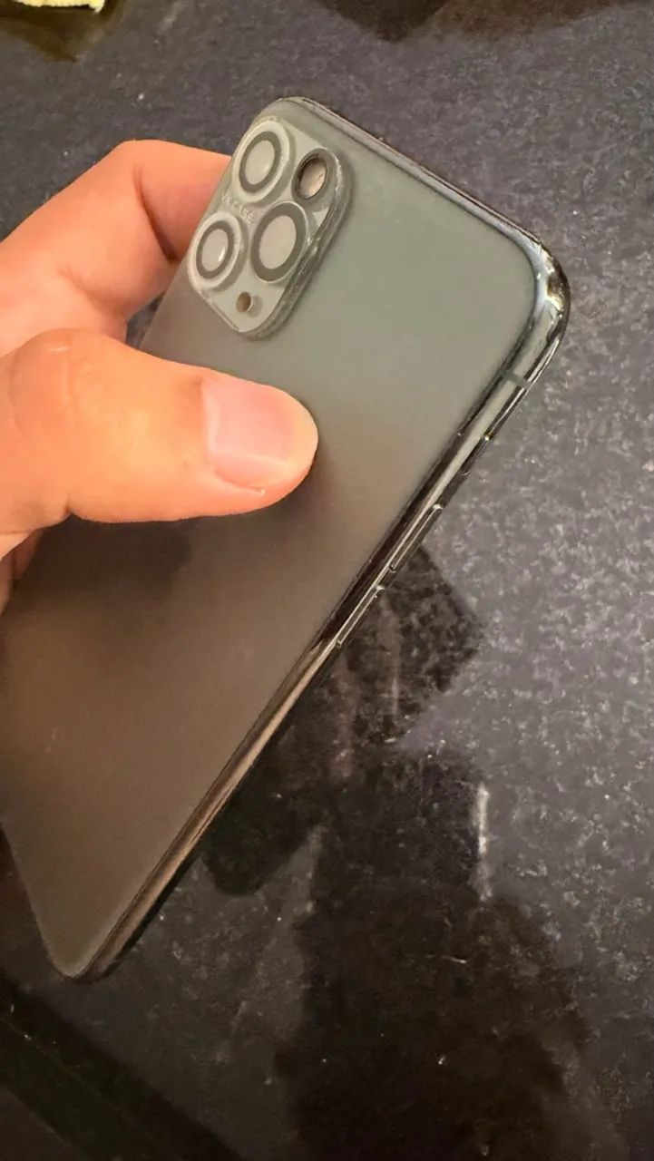 Vendo IPhone 11 Pro 128gb Preto - Foto 4
