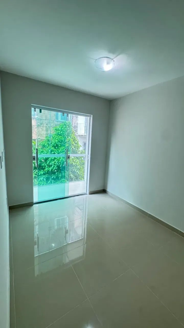 Apt reformado 3 quartos no Bequimao