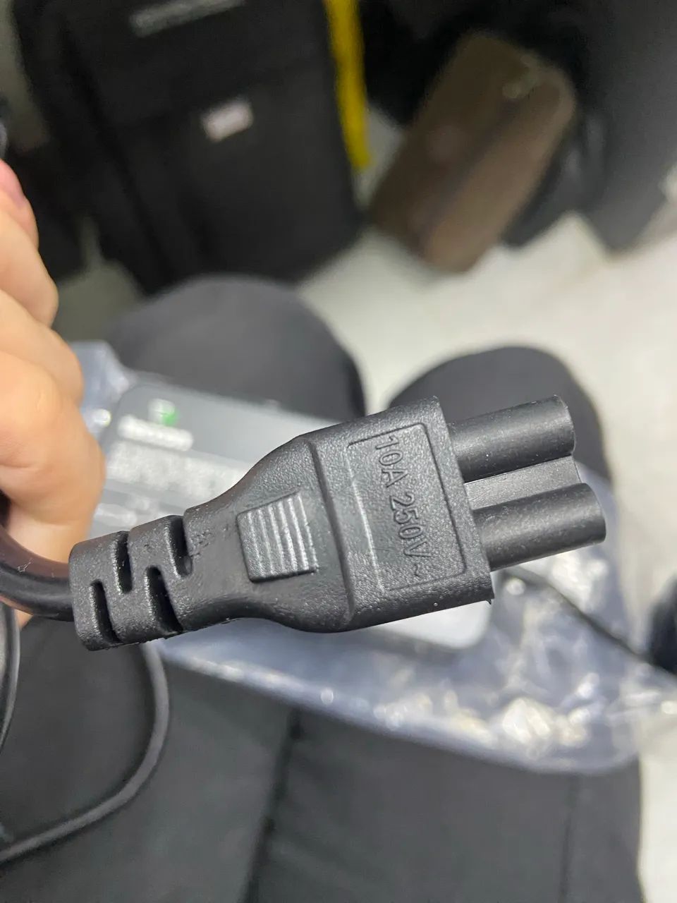 Fonte Carregador TECOM AC ADAPTER MODELO:AS195V923A  - Foto 4