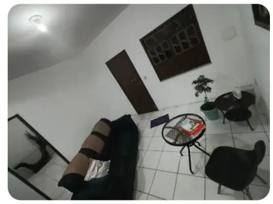 Quarto sala.   Excelente localização  - Foto 3