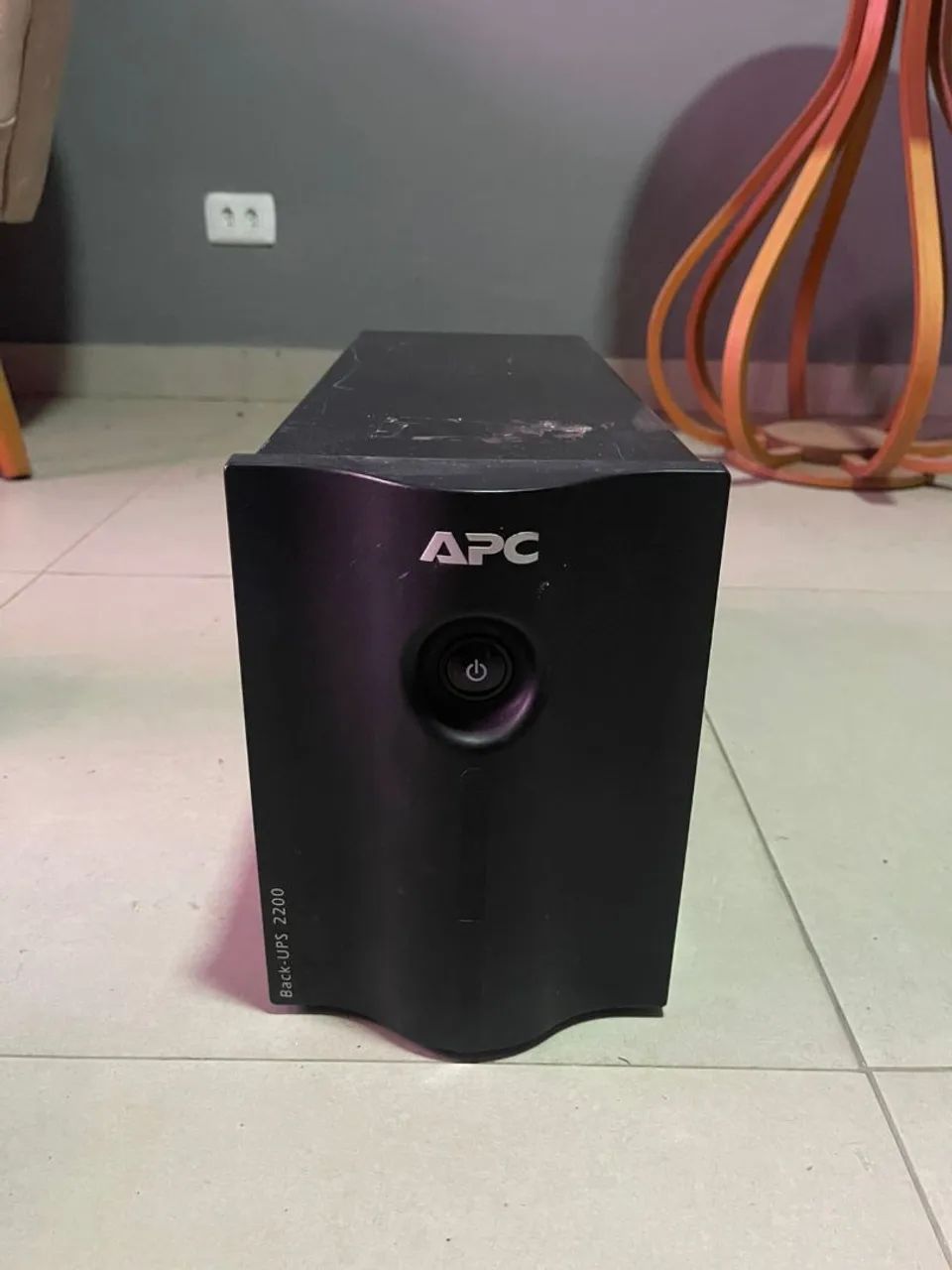 nobreak APC Back-UPS 2200 - Foto 3