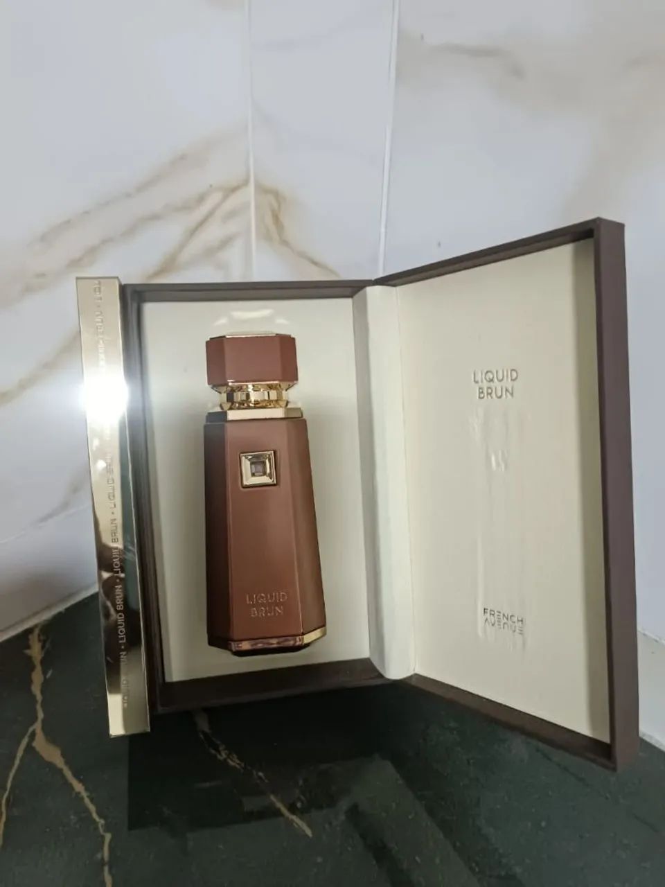 Perfume Liquid Brun
