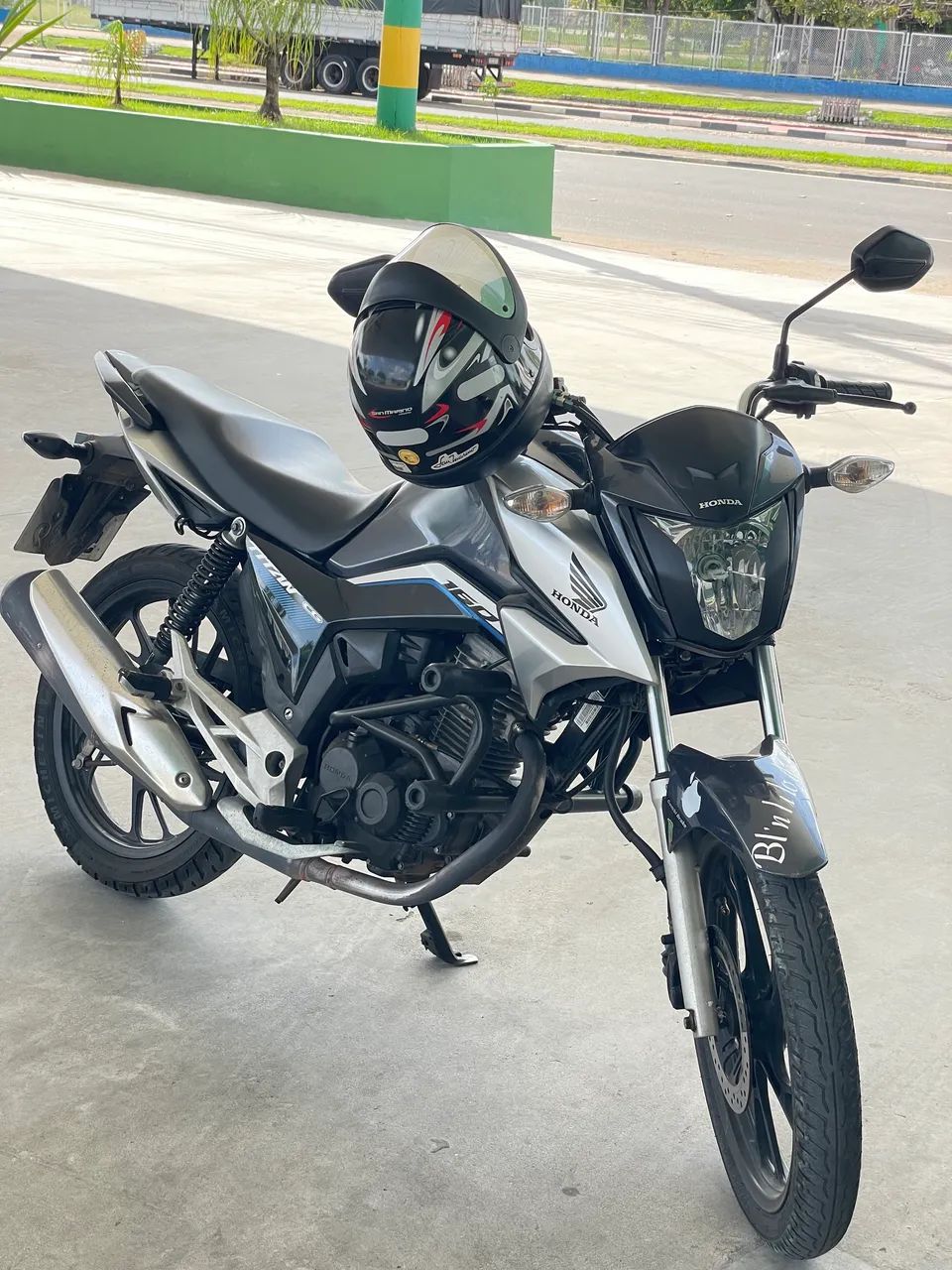 Vende-se Titan 160 