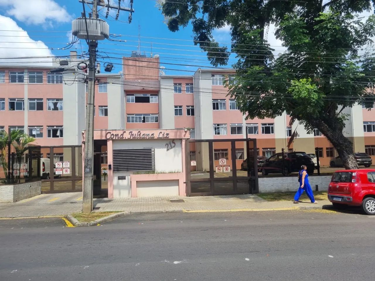 Aluga-se quarto em apartamento mobiliado