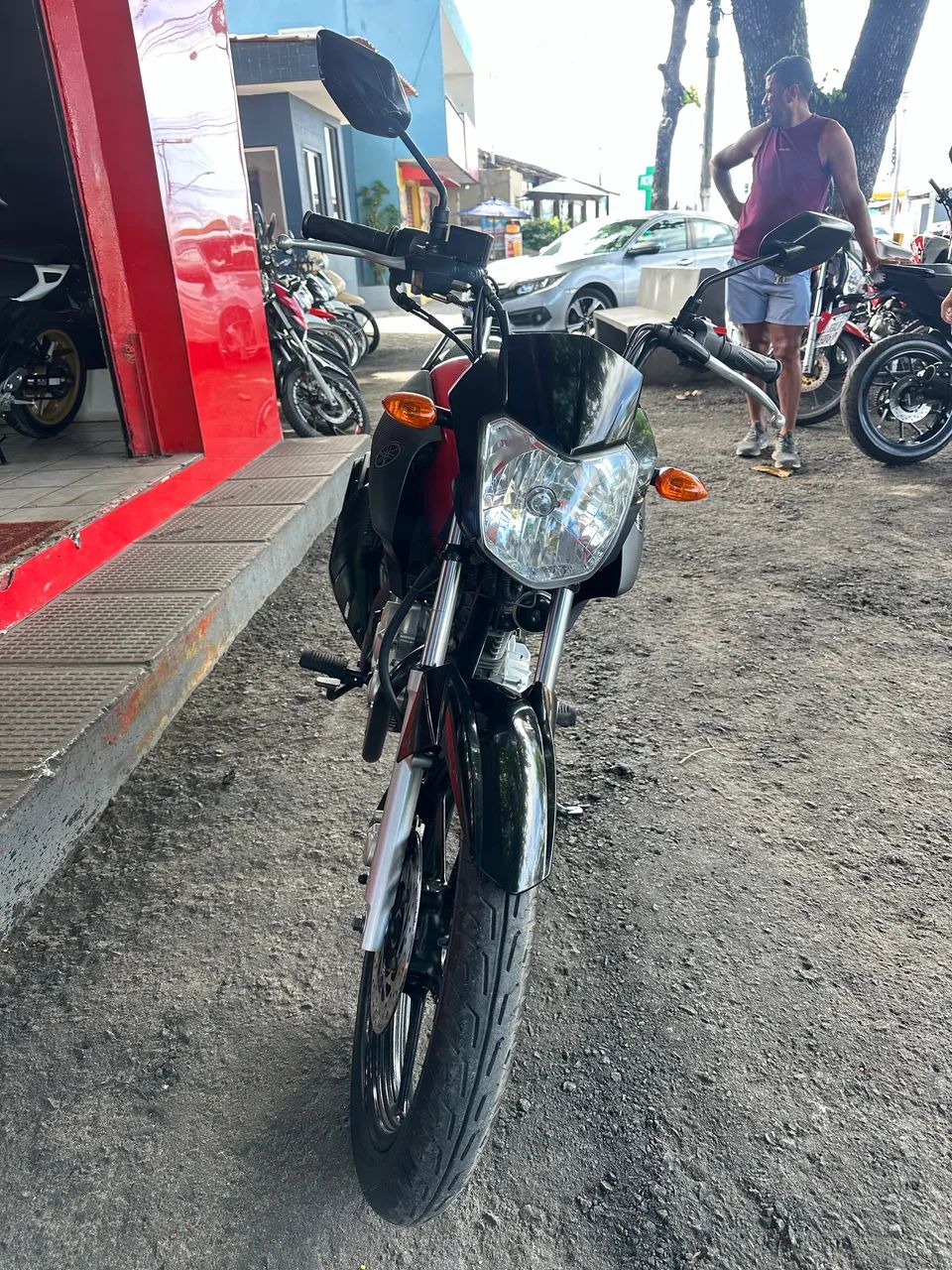 FACTOR 125 - 2023 - 30.000km - 14.500$ - Foto 3
