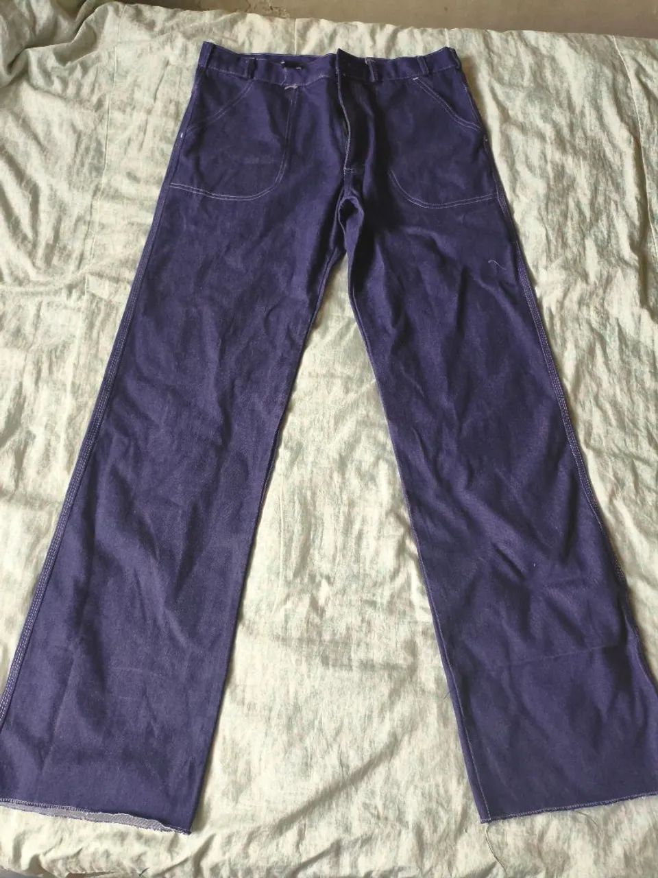 Calça masculina jeans 48 COM DEFEITO 