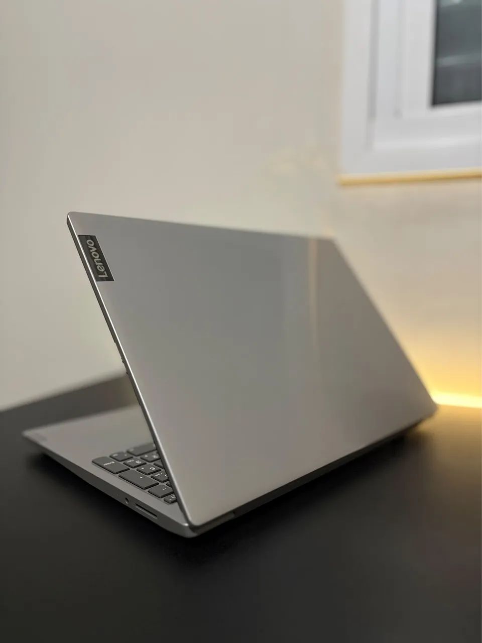 Notebook Lenovo s145