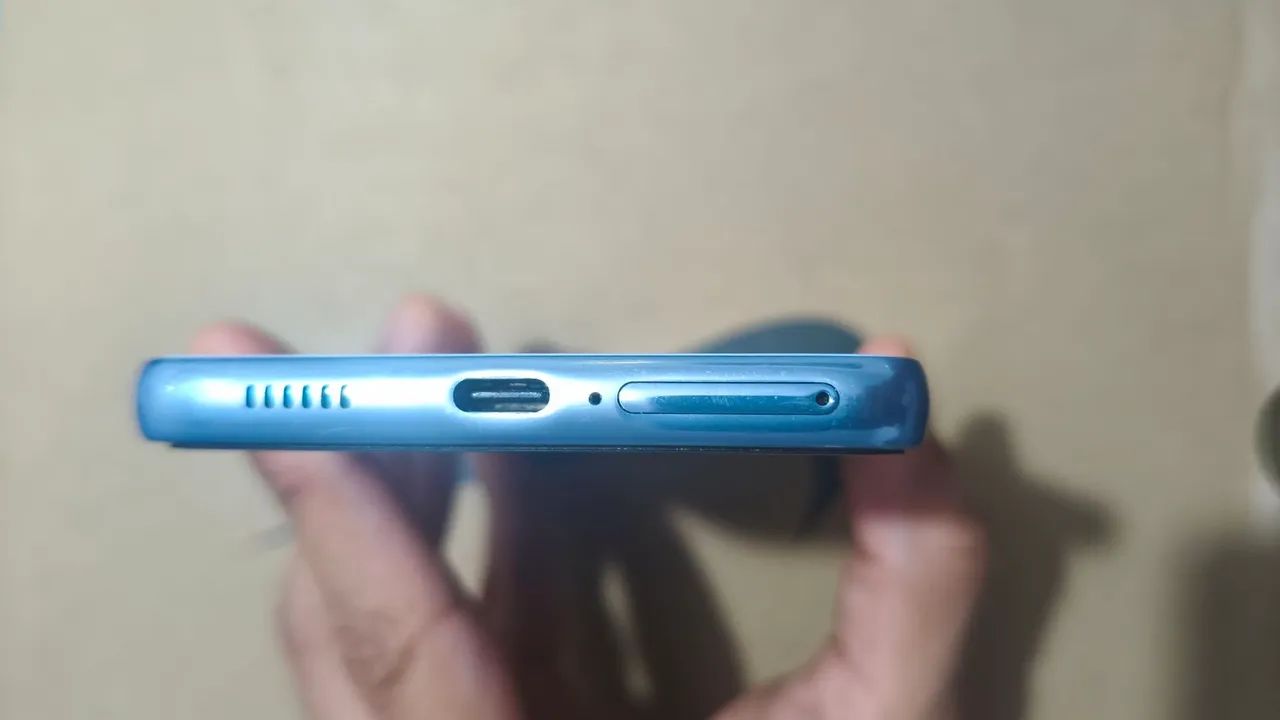 Celular Samsung a53 com defeito na entrada de carregar - Foto 2