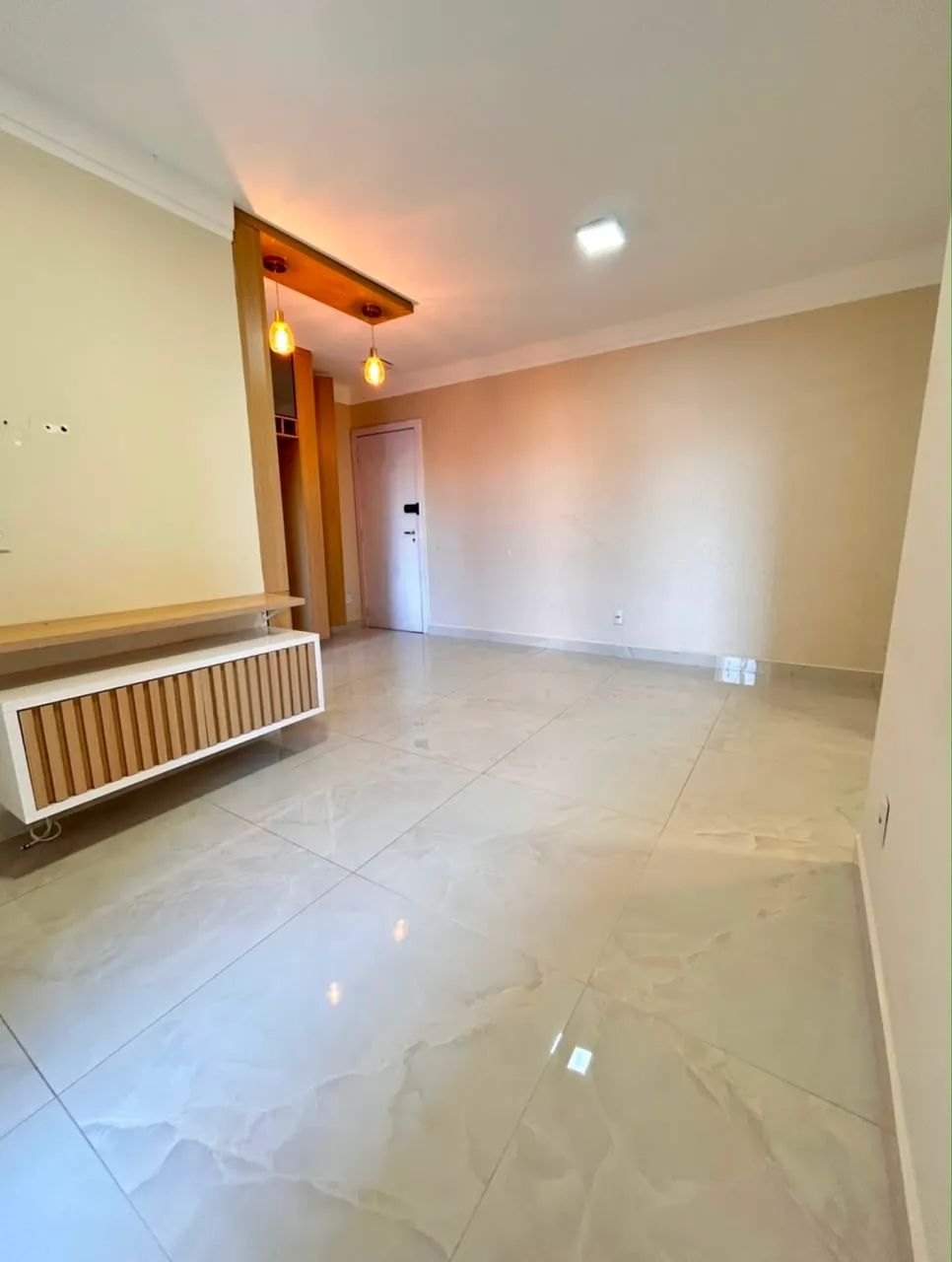     Apartamento Reformado e Semimobiliado no Morada do Ouro - Foto 3