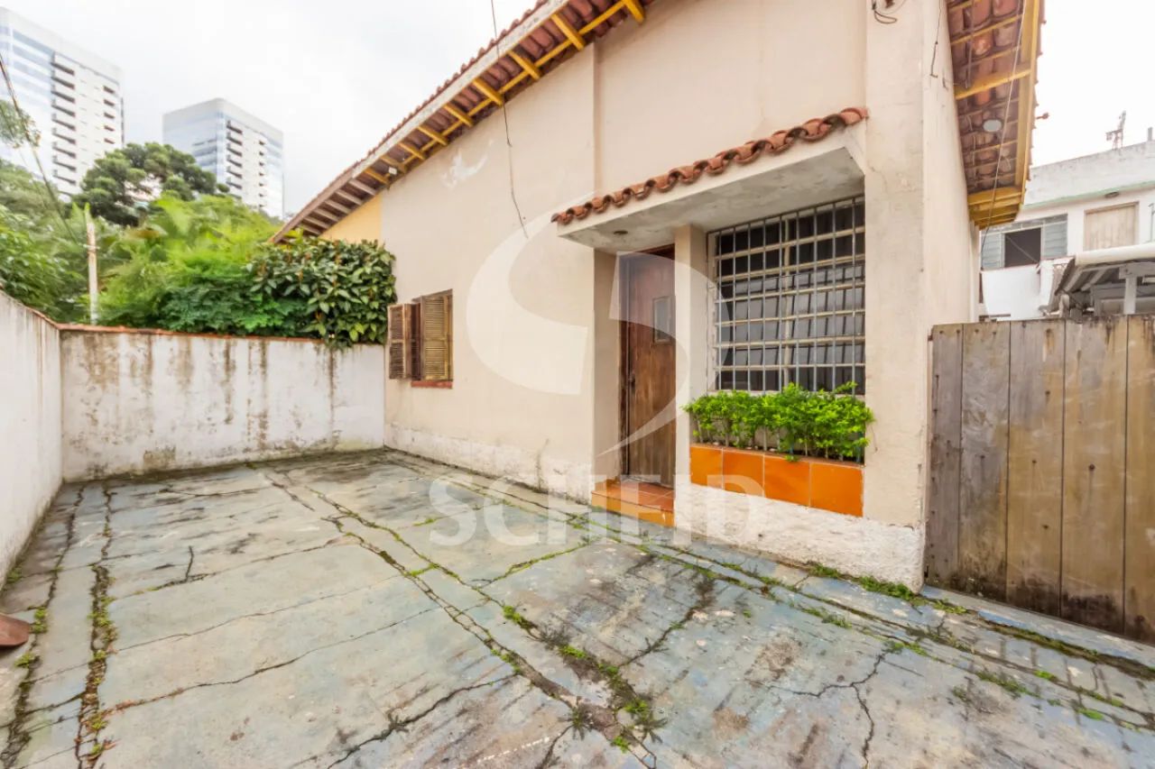 Casa de vila a venda de 200,00m² útil, com 4 quartos e 4 vagas no Brooklin !