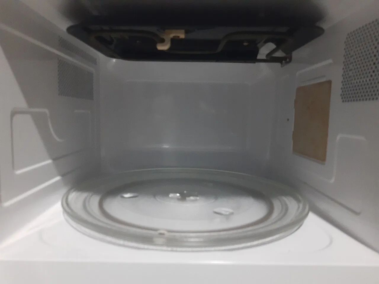 Microondas grill Midea 30 litros  - Foto 4