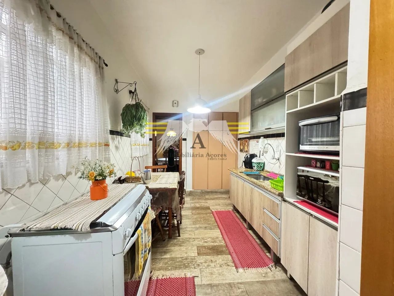 232m² de Possibilidades no Coração do Belém! 2 Casas, 2 Vagas e Muito Espaço para a Sua Fa - Foto 4