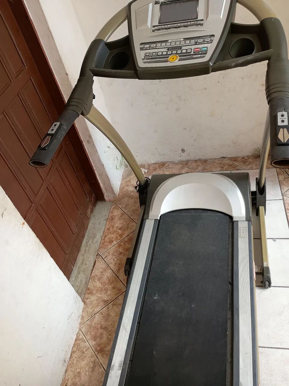 Vende, esteira usada!  - Foto 3