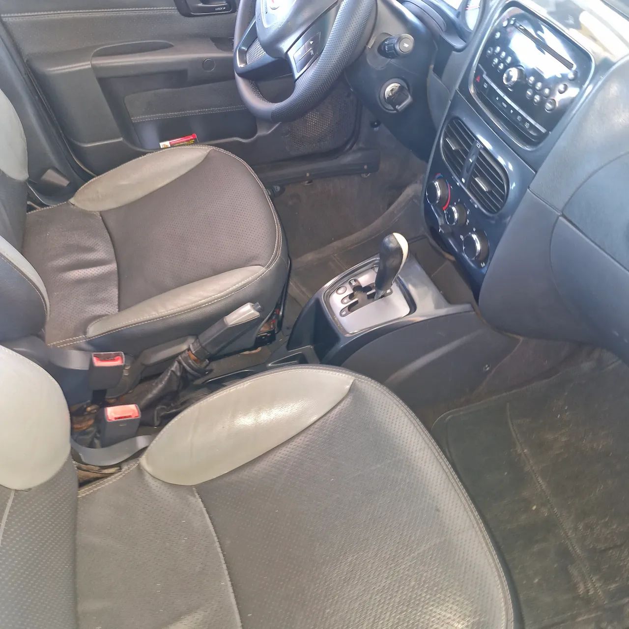 Fiat Palio Week. Adv. Dualogic 1.8 Flex 2013 - Foto 5