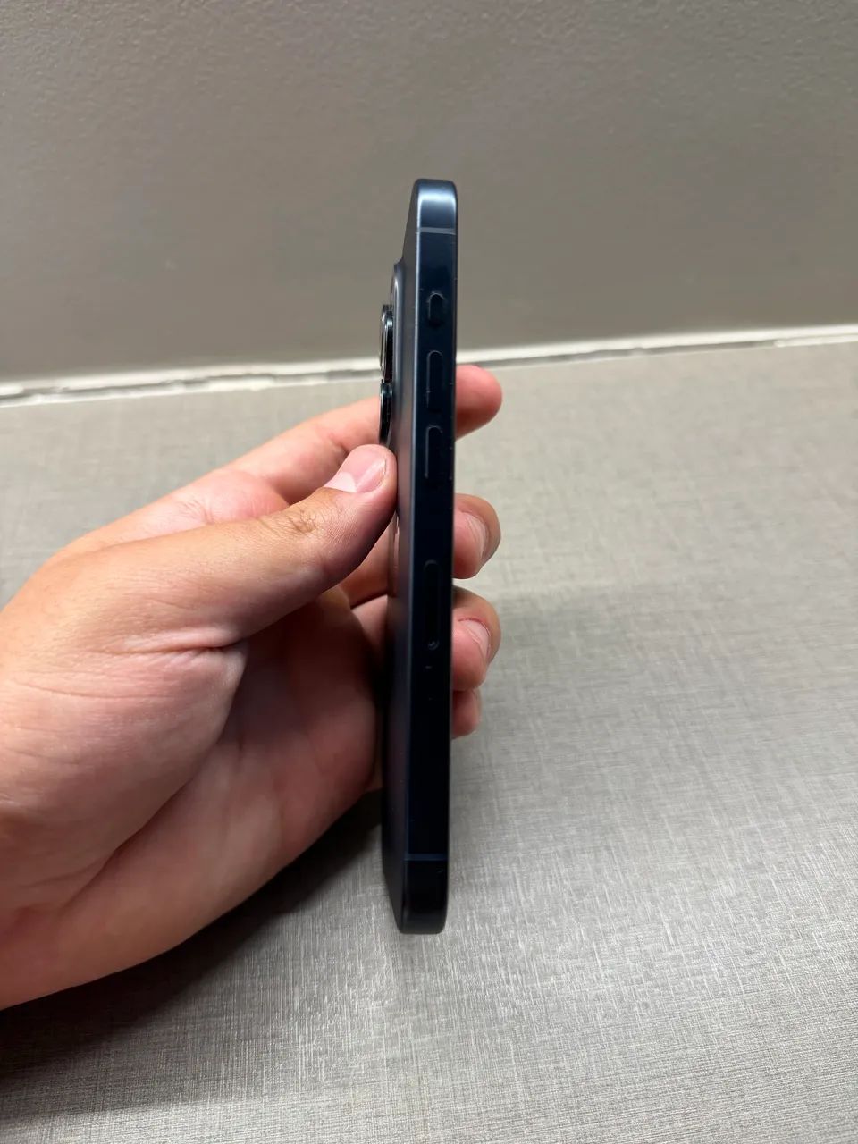 Iphone 15 Pro 512 GB - Foto 2