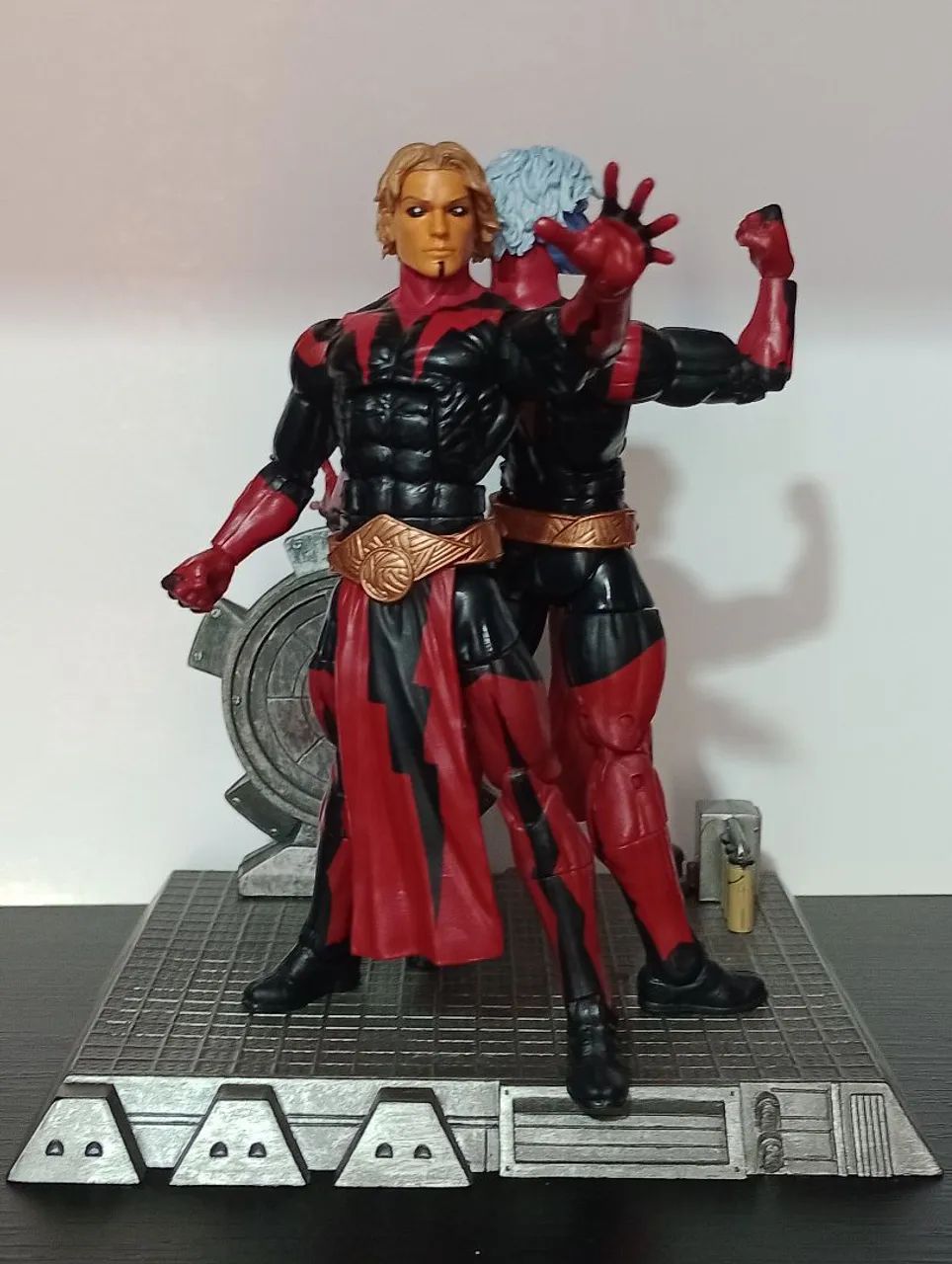 Marvel Legends Adam Warlock & Magus - Foto 2