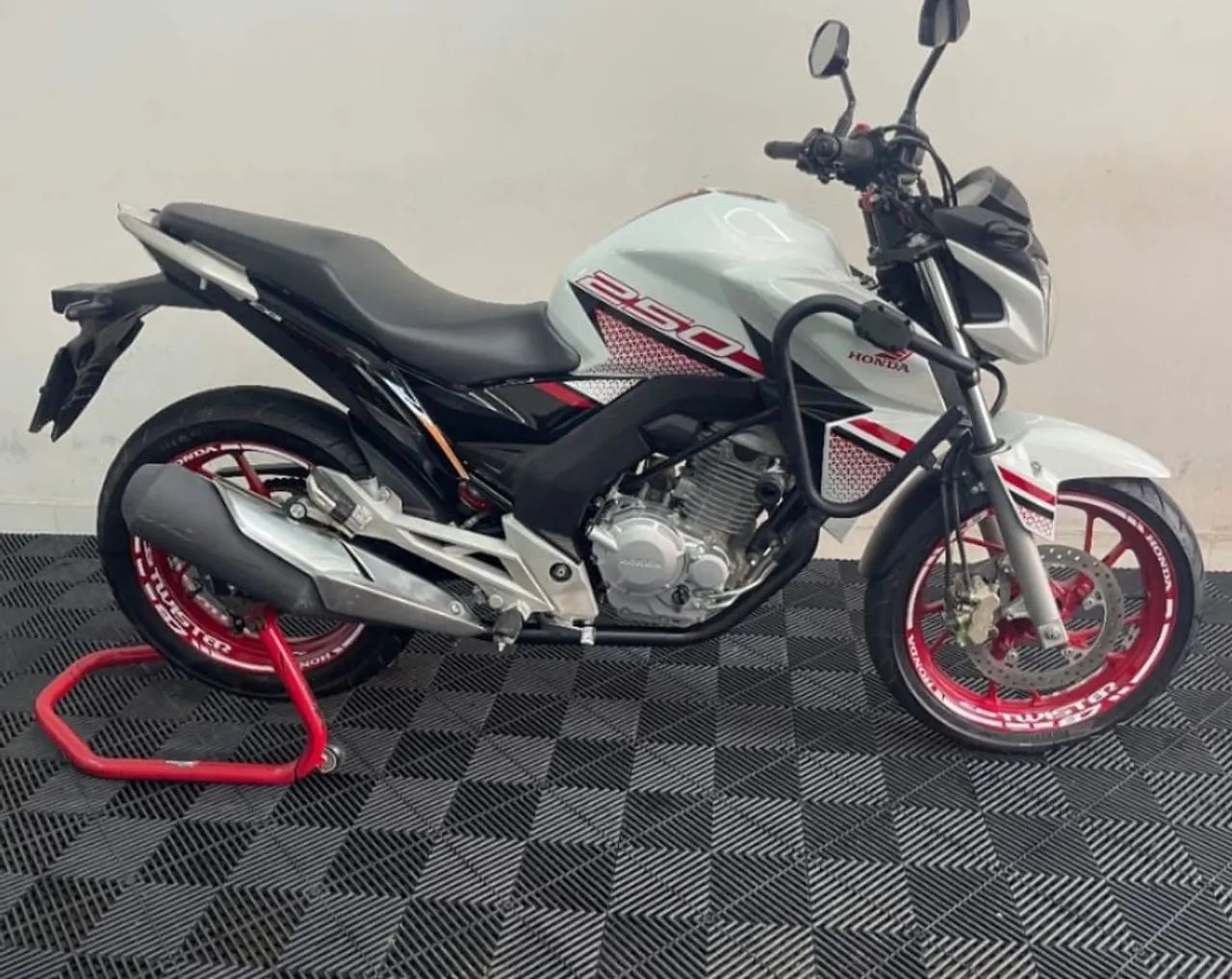 Honda Twister/flexone 250cc 2022 - 1494864860 | OLX