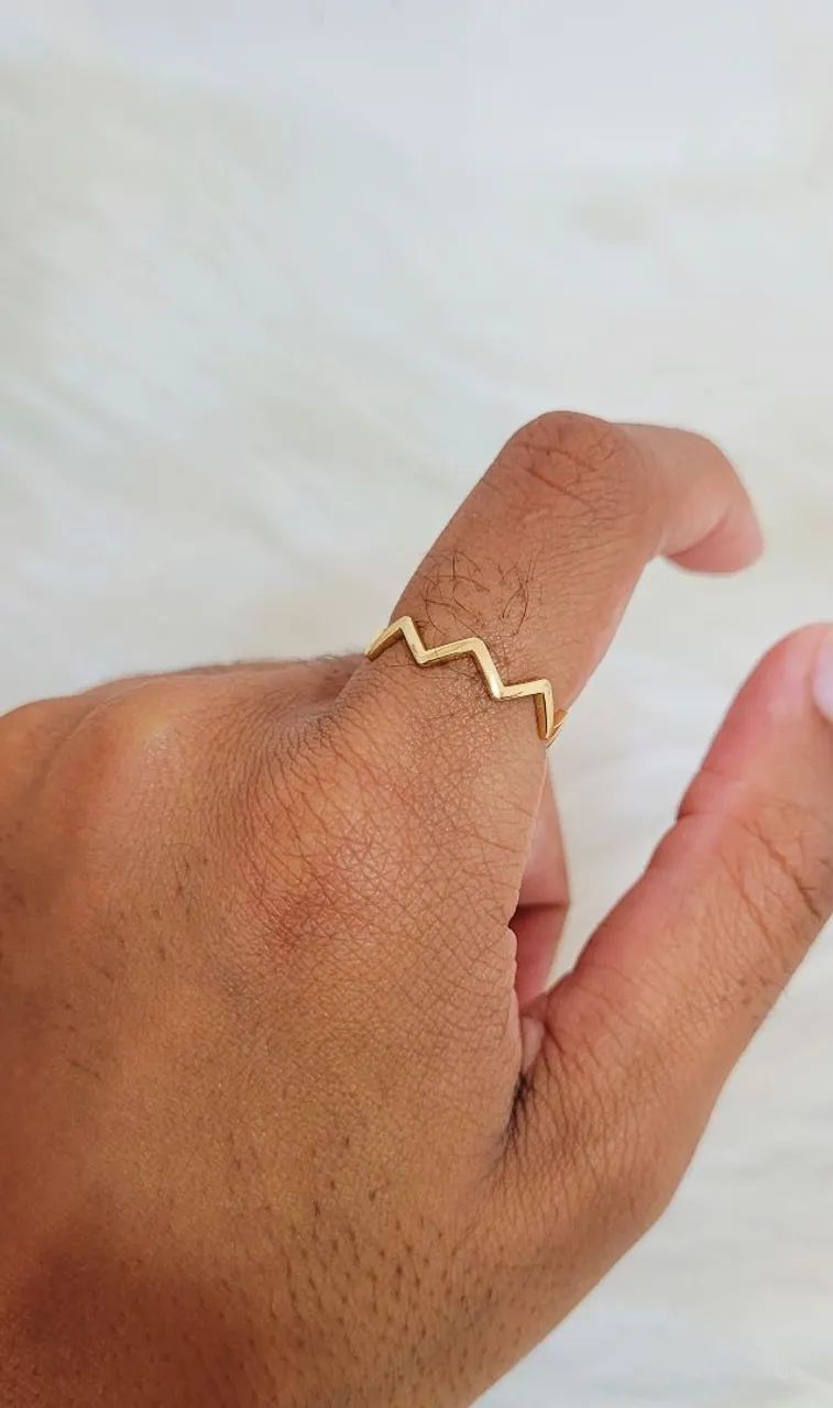 2 5 %  O F F Anel Zig Zag fino Ouro 18k - Foto 2