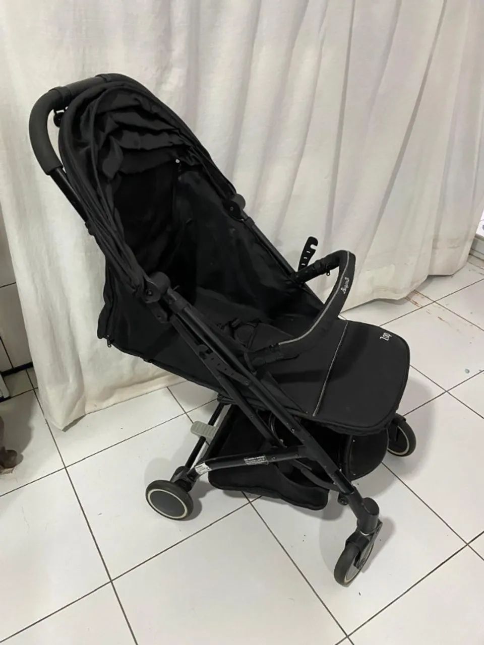Carrinho de Bebê Burigotto Passeio Zap Com Bebê Conforto e Base - Foto 3