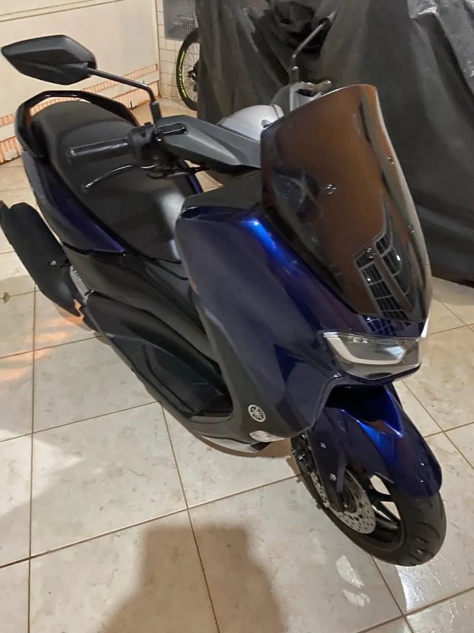 Vendo NMAX muito nova - Foto 2