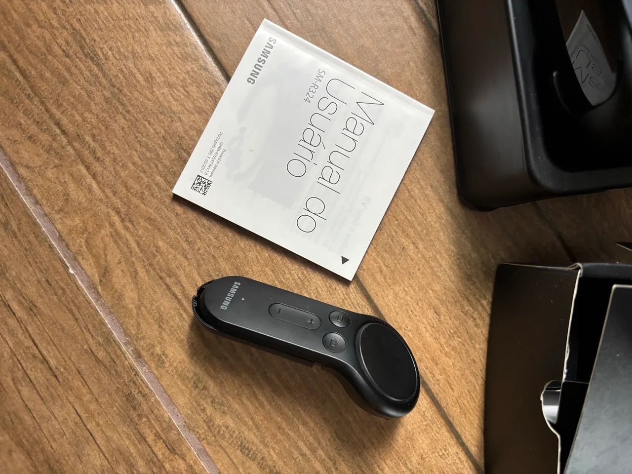SAMSUNG GEAR VR COM CONTROLE - ORIGINAL - COMPLETO COM CAIXA - Foto 2
