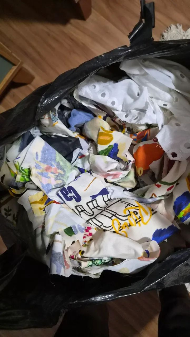 5kg de retalhos de linho e sarja coloridos - Foto 3
