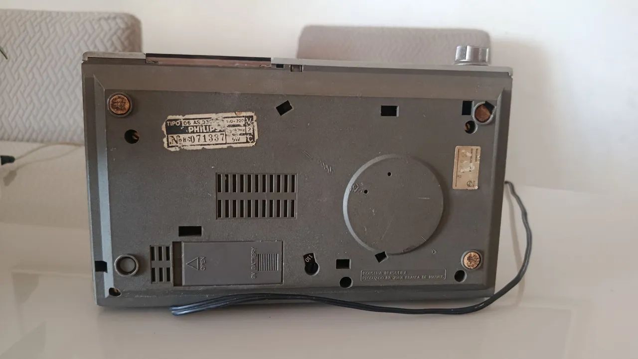 Rádio relógio antigo 1980 philips - Foto 5