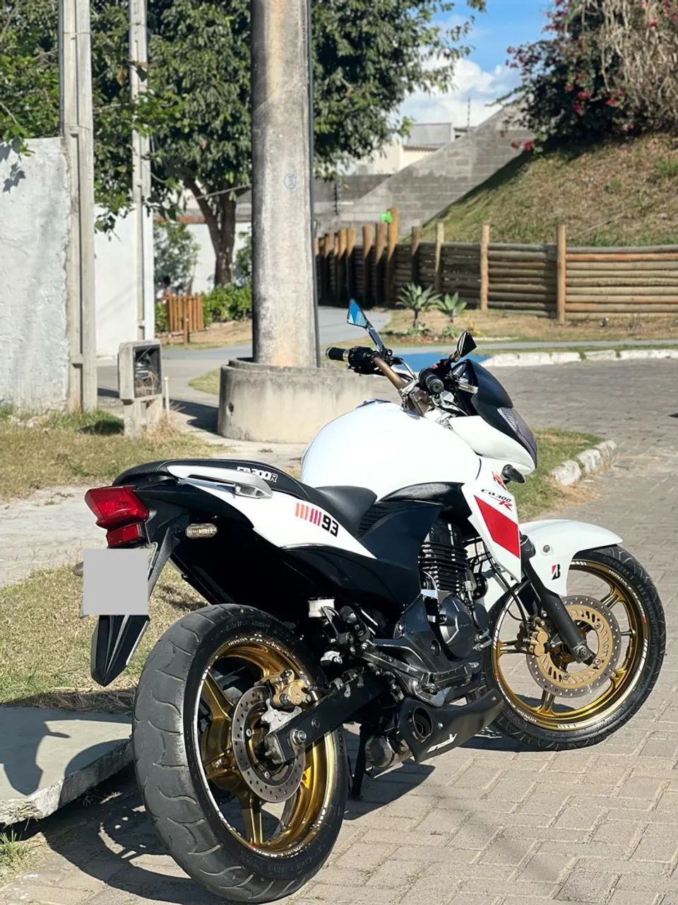 CB 300 - Foto 4