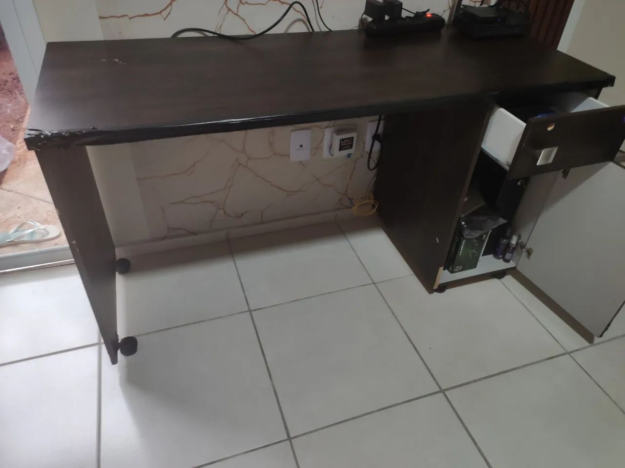 Mesa de escritório 401231728723906561