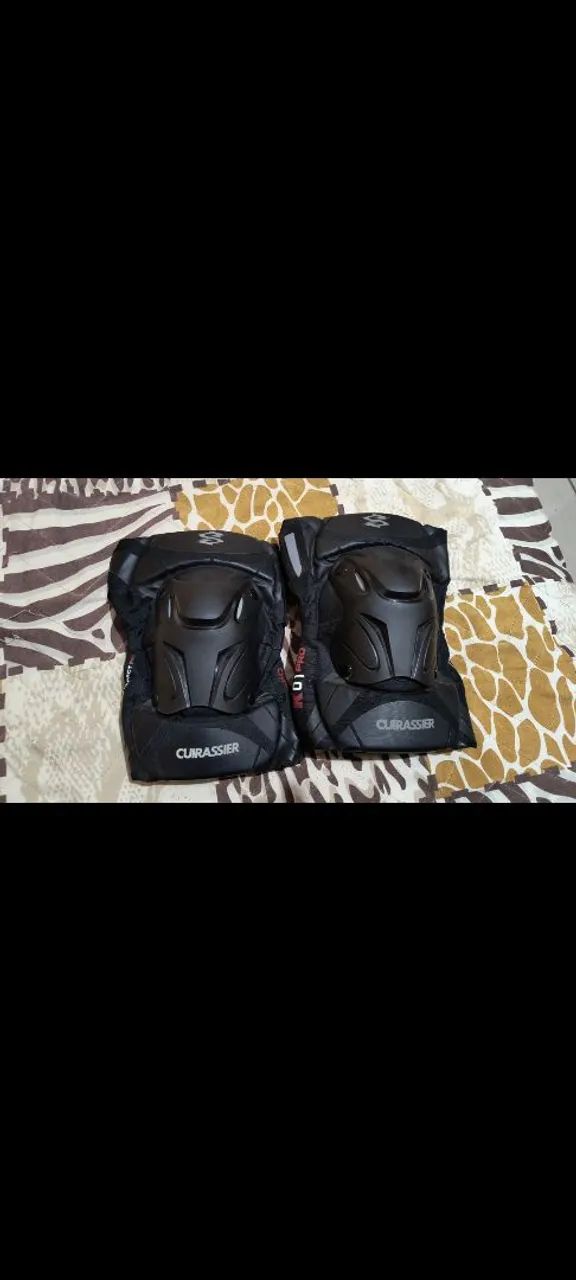 CuirassierK01-3 Joelheira
