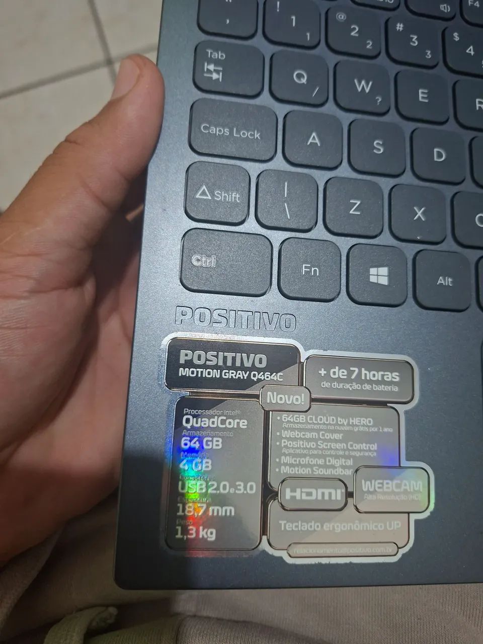 Notebook ótimo para estudar, bem conservado já com alguns programas Word, Excel..etc - Foto 3