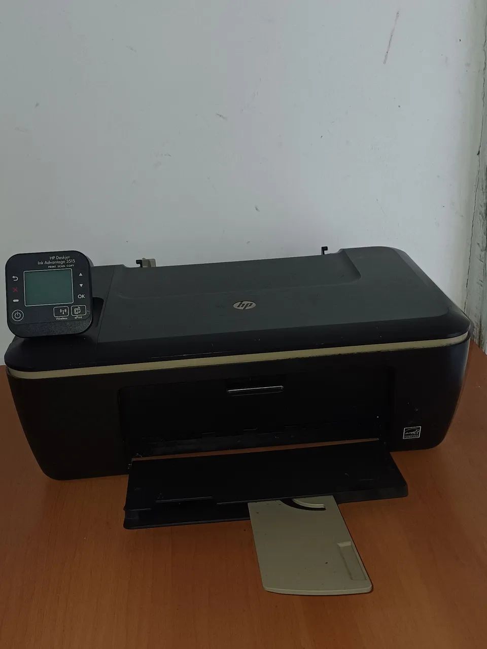 Impressora HP Deskjet Ink Advantage 3515 - NÃO FUNCIONA - Para Peças ou Conserto - Foto 2