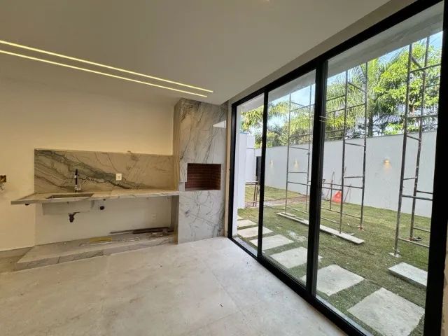 Casa Moderna com Piscina e Fundo para Reserva no Reserva da Morada | 3 Suítes | 190m² - Foto 4