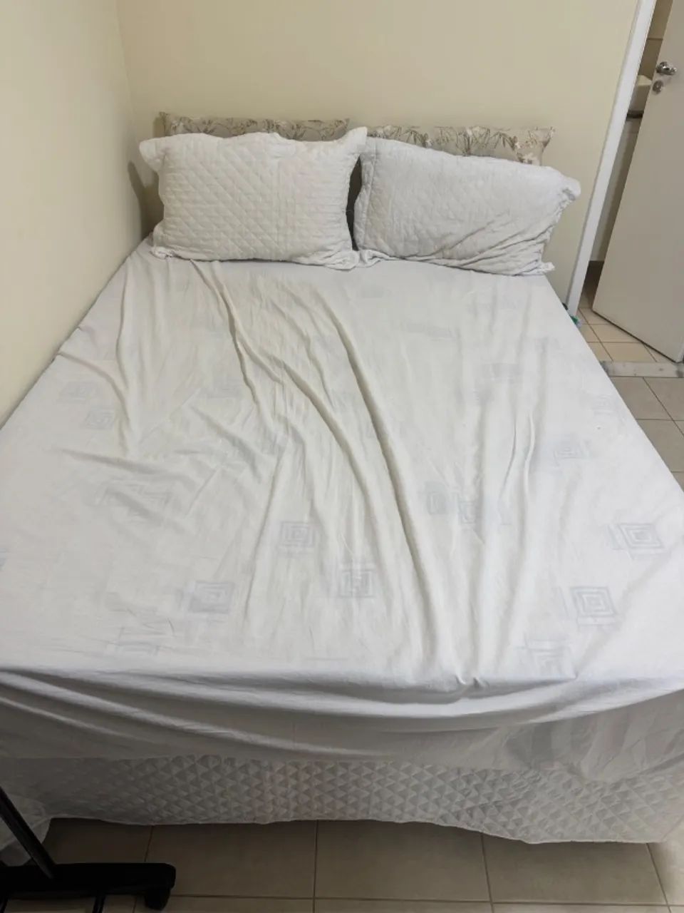 Cama box casal completa ( colchão 33D) - Foto 2