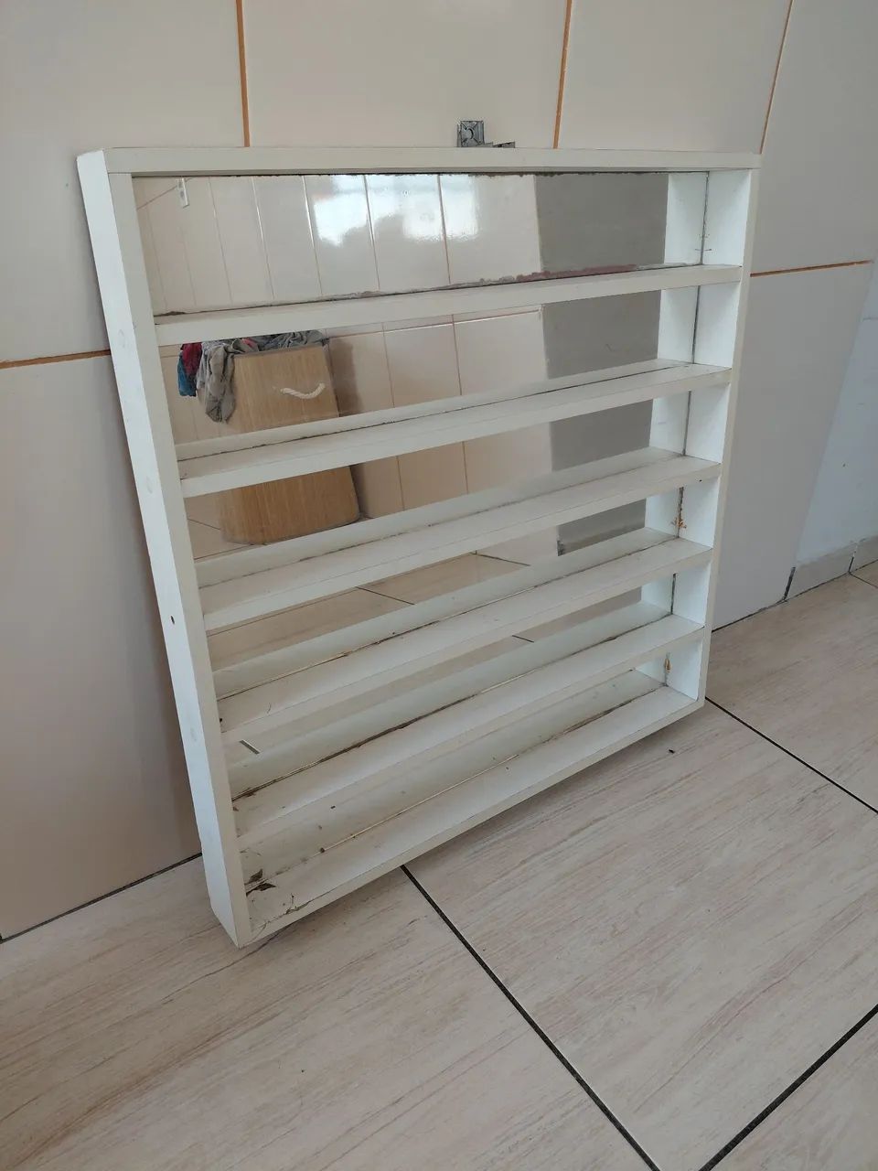 Mesa e aparador de manicure