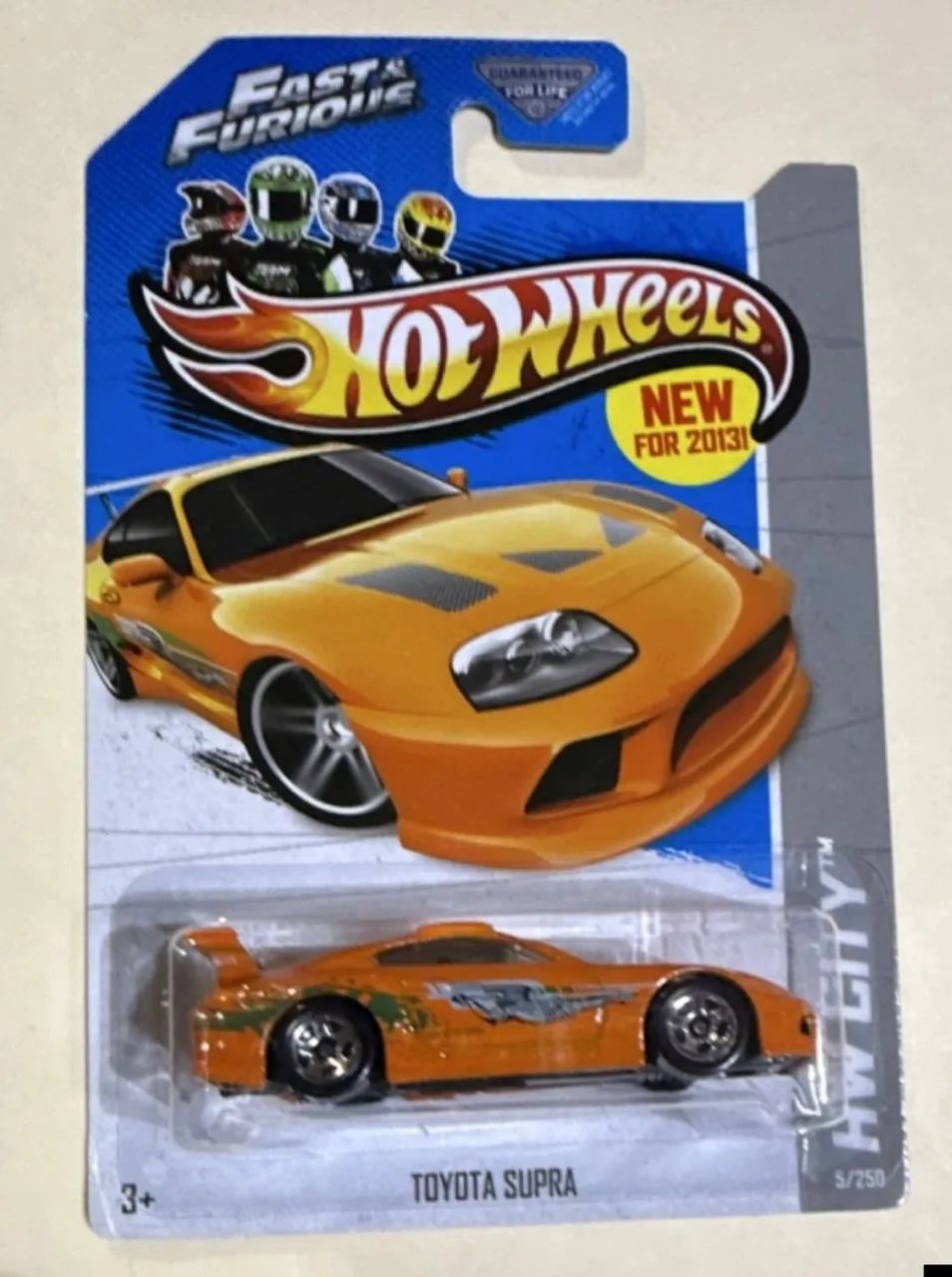 Hot Wheels Toyota Supra Velozes e Furiosos HW City 2013 Laranja 1:64 Miniatura