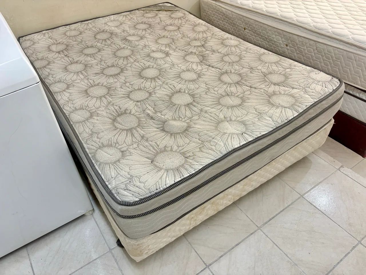 Cama box de casal , cama de casal 