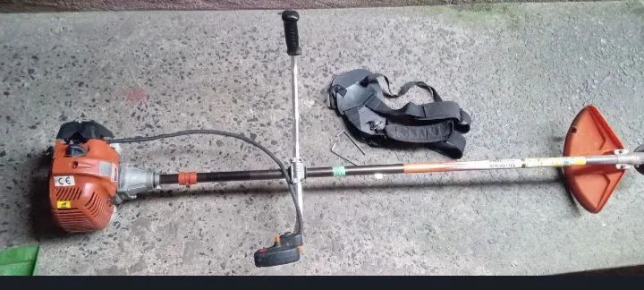 Roçadeira com defeito  - Foto 2
