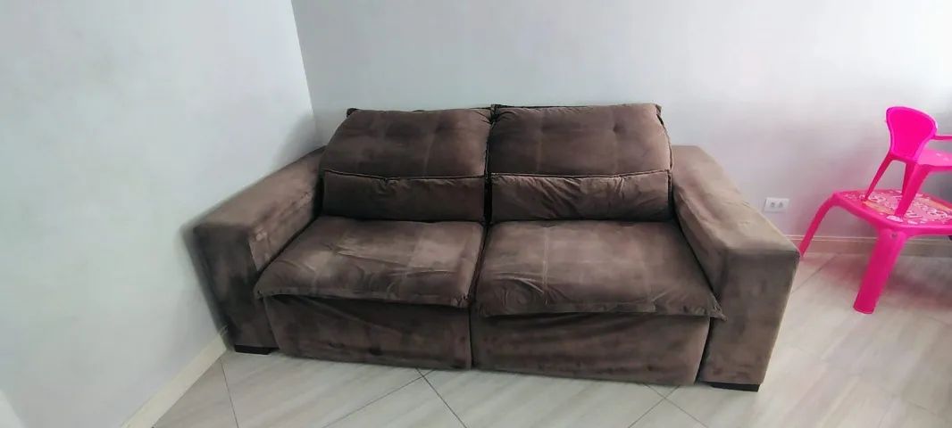 Estofado 2.30 retrátil e reclinável 