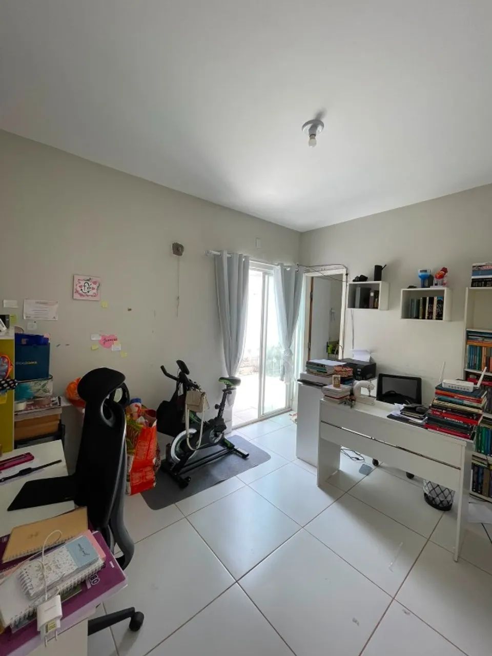 ALUGO CASA ESPAÇOSA VENTILADA E COM PROJETADOS TC - Foto 4