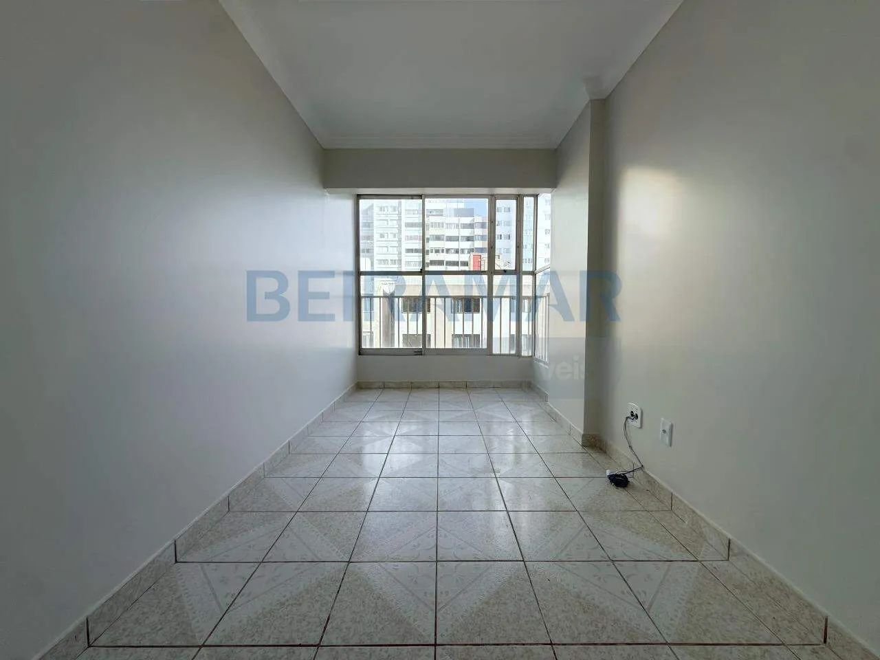 Edifício San Marteen | Apartamento de 2 Quartos e Sala Ampla na CNB 05  Taguatinga Norte - Foto 3
