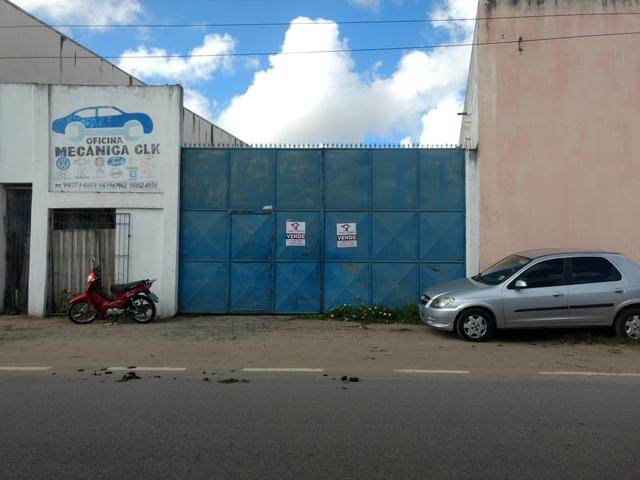 Alugo terreno com estrutura para oficina ou estacionamento de caminhões