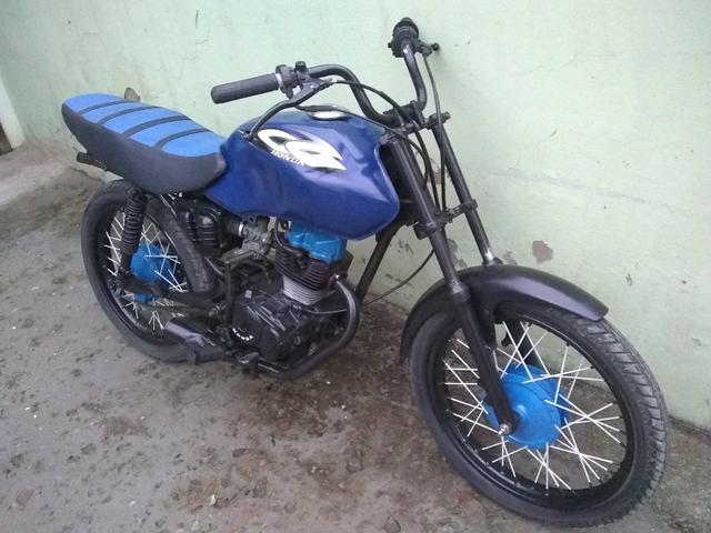 Vendo Titan 99 com roupa de 2003 pra trilha ou wheeling
